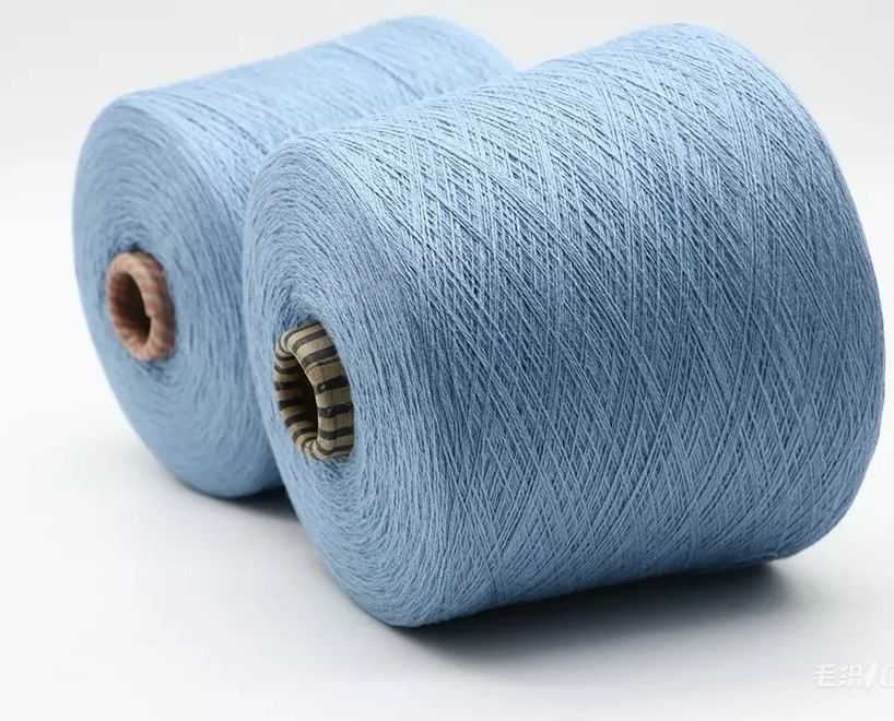 MOQ 1KG hot picks dehair 2/24NM 45% raccoon yarn 15% wool cashmere like yarn for machine knitting for hats scarfs