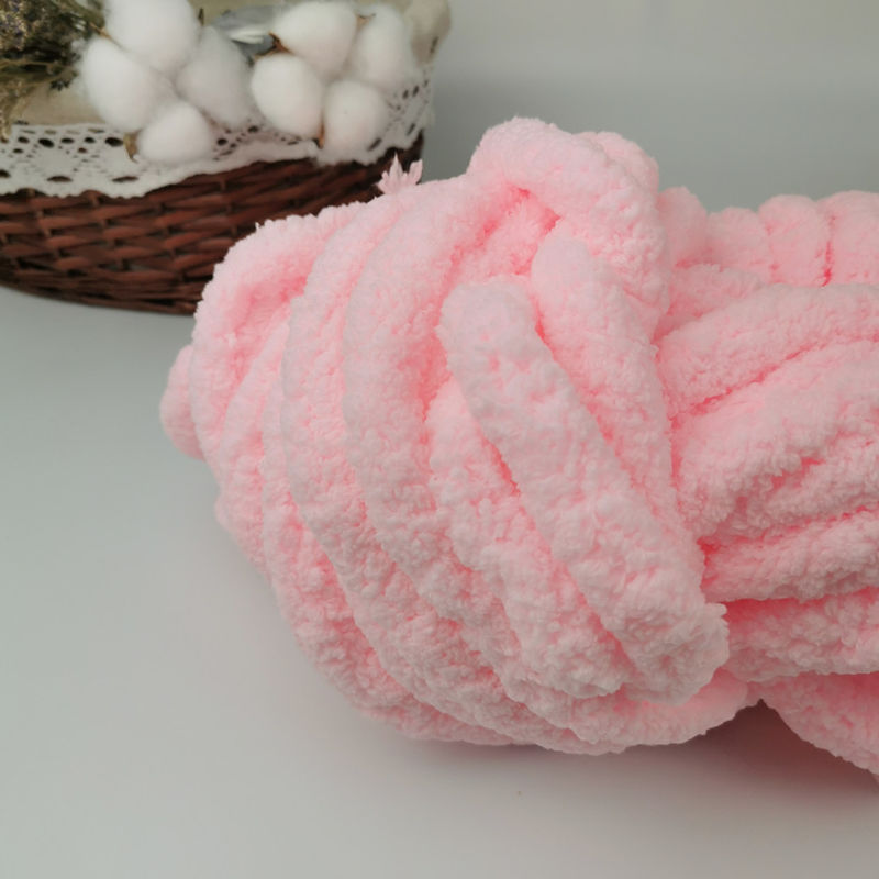 1/0.14NM Crochet Chunky Chenille Yarn 100% Polyester For Rug Pillow Knitting